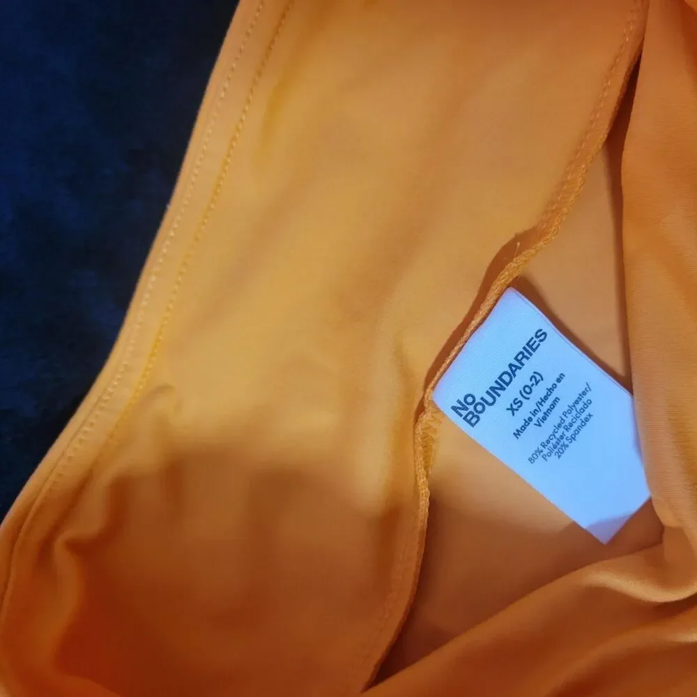 XS-No-boundaries Women's Orange Shorts